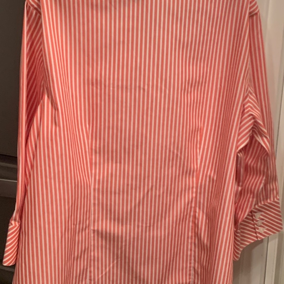 Chicos No iron 3/4 sleeve‎ button down . Don’t think it was ever worn. - Picture 4 of 6